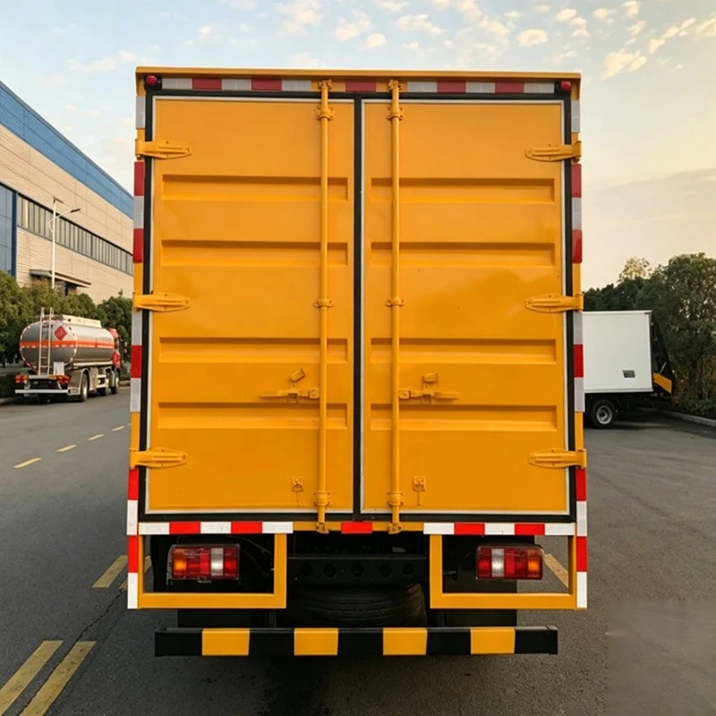 SINOTRUK HOWO Heavy Duty Mobile Maintenance Vehicle factory